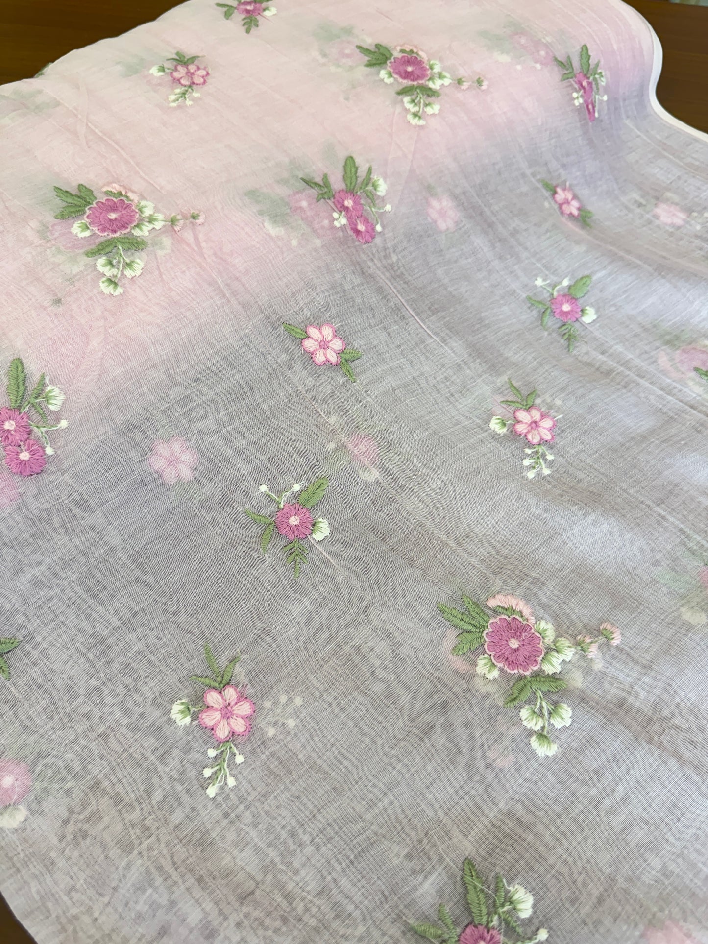Banarasi Mulchanderi embroidery