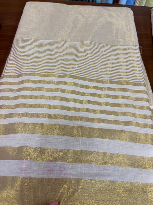Tissue fabric with Kasavu border