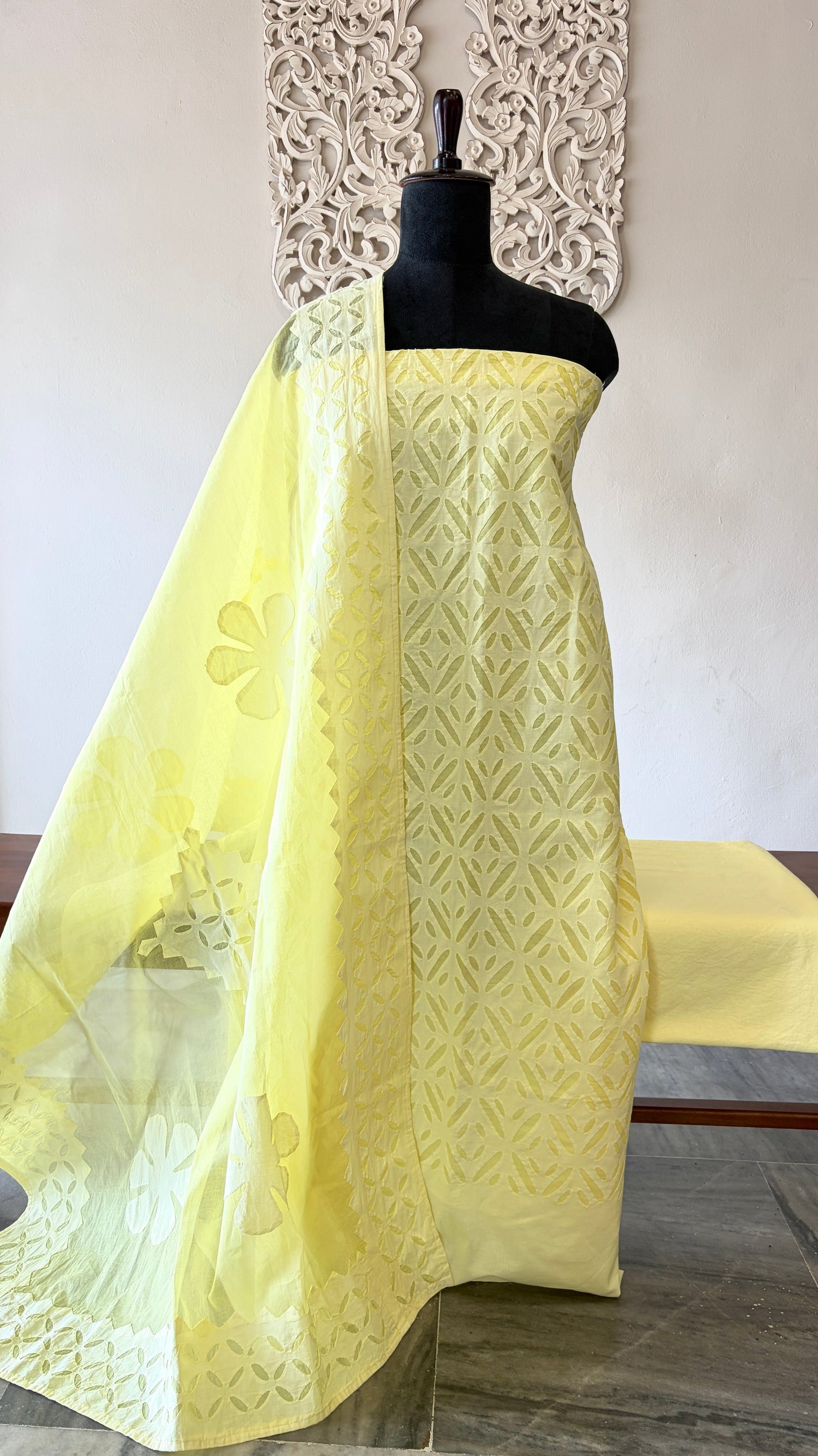 Unstiched Salwar set