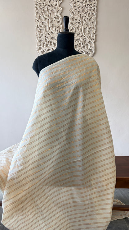 Cotton fabric with copper lurex line
