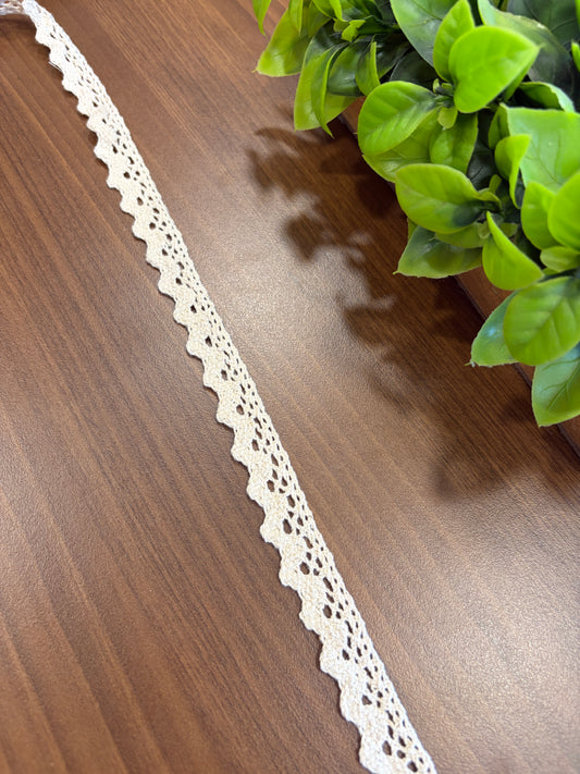 Crochet lace dyeable