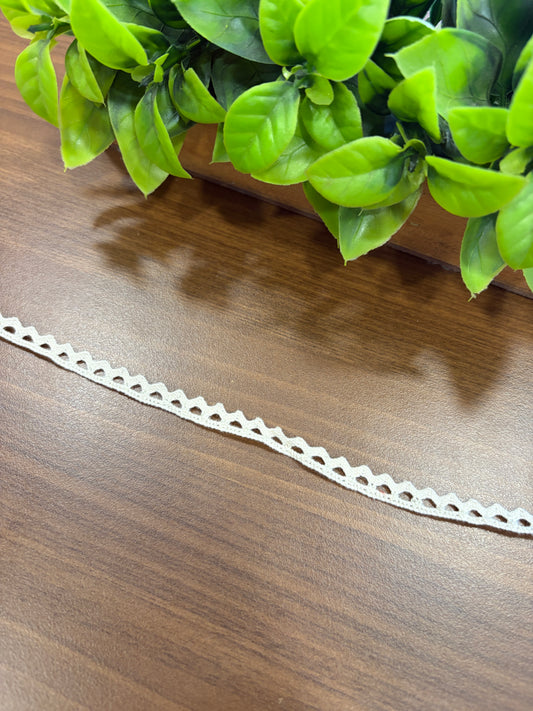 Crochet lace scalop (Dyeable)
