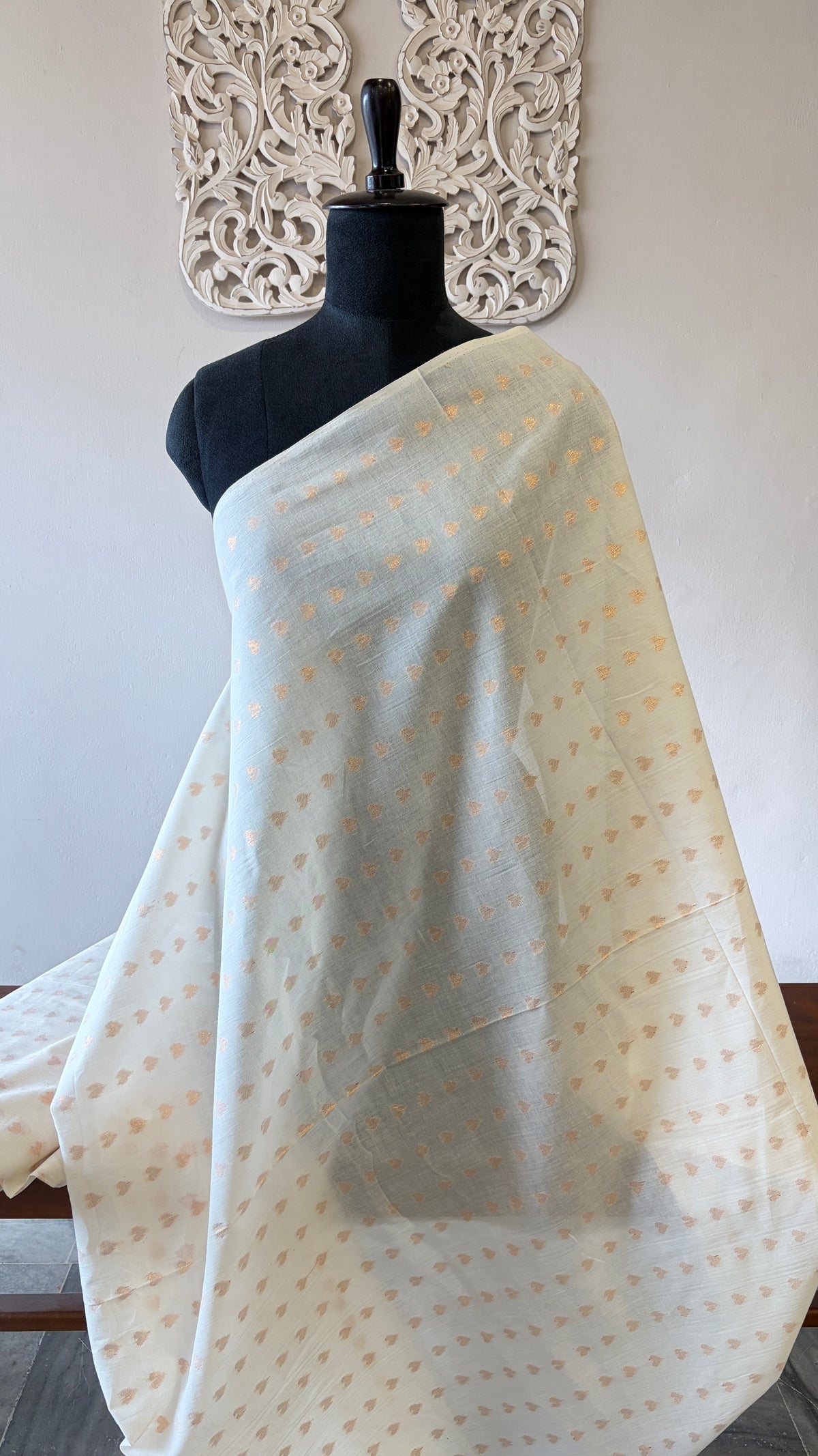 Cotton fabric with heart weave copper