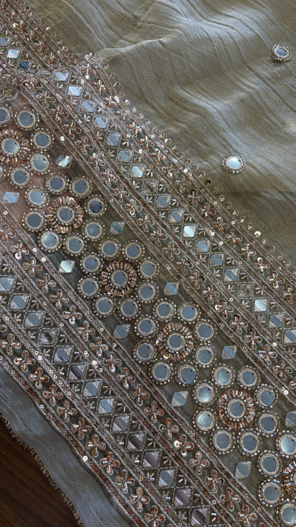 Semi crushed tissue with Daman embroidery