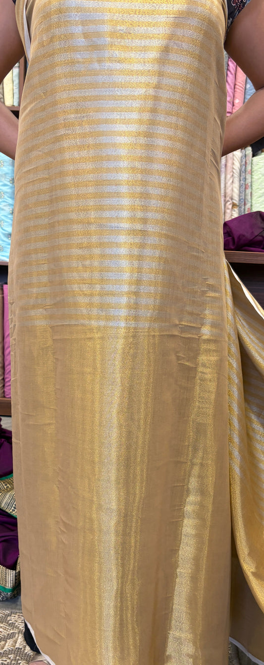 Viscose tissue gold