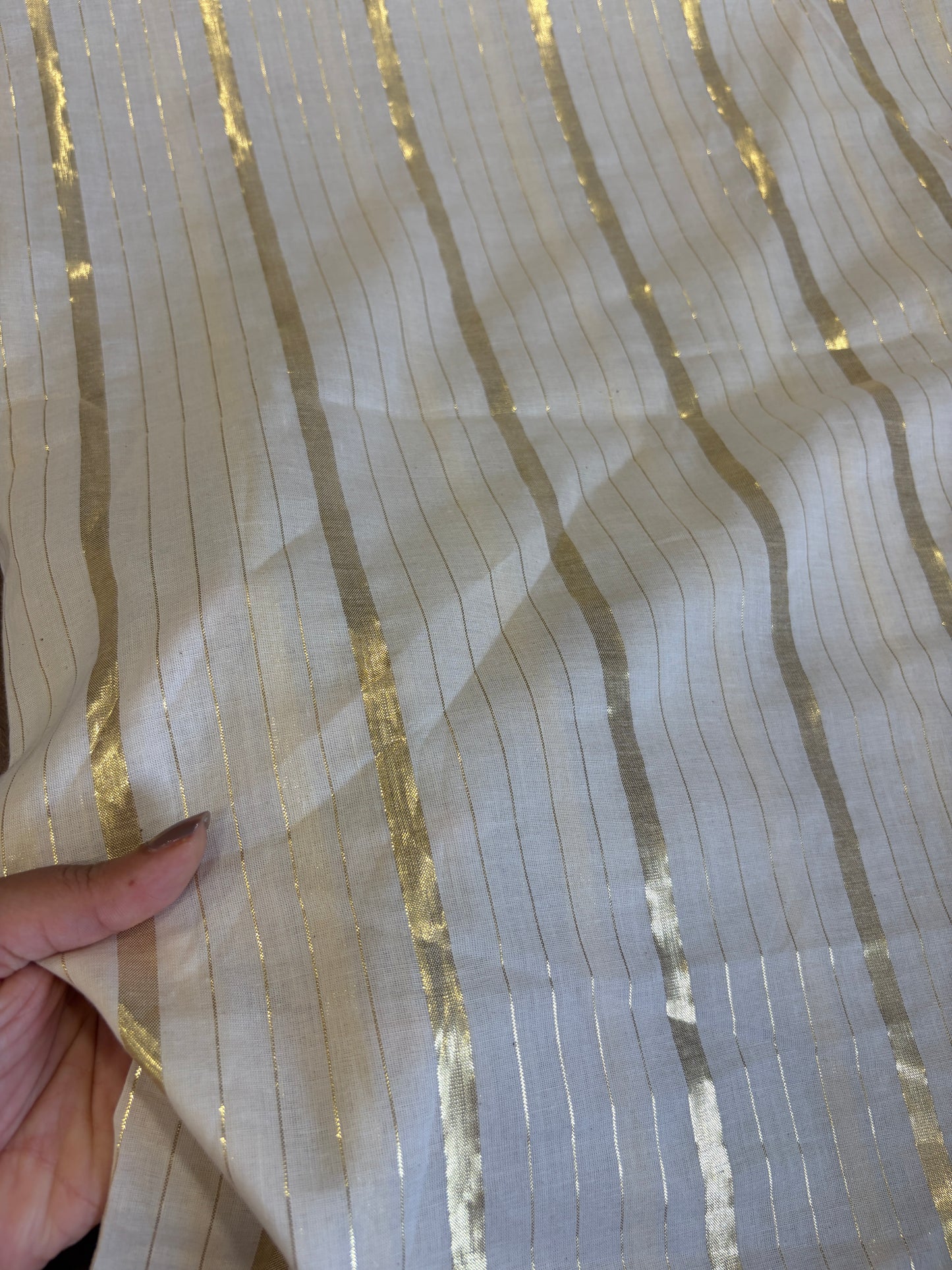 Cotton fabric with lurex line gold