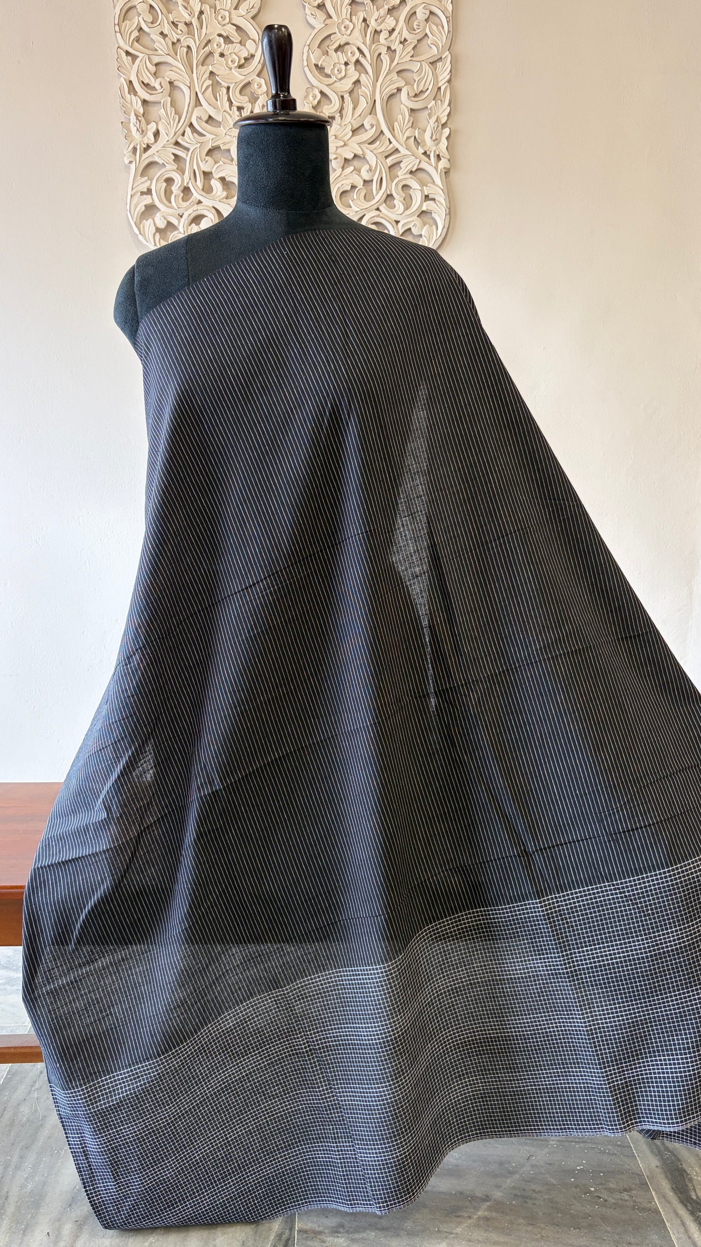 Handloom cotton with border Black