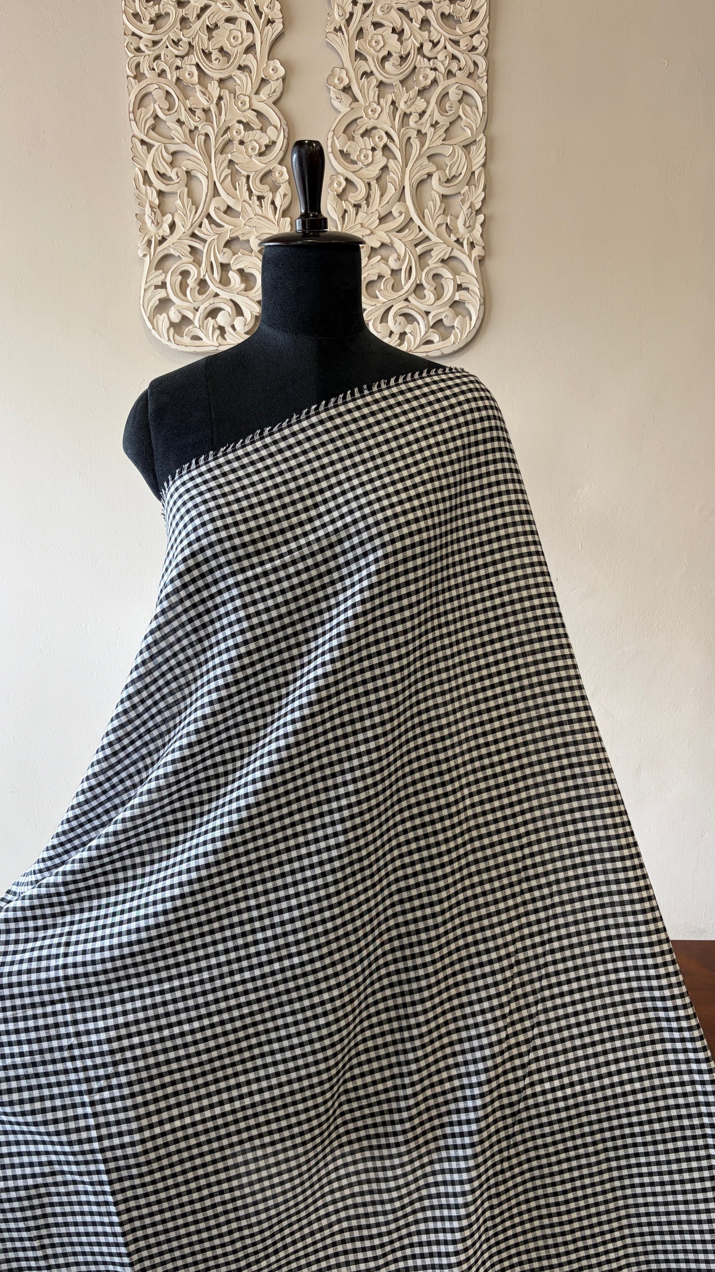 Soft Muslin check black and white
