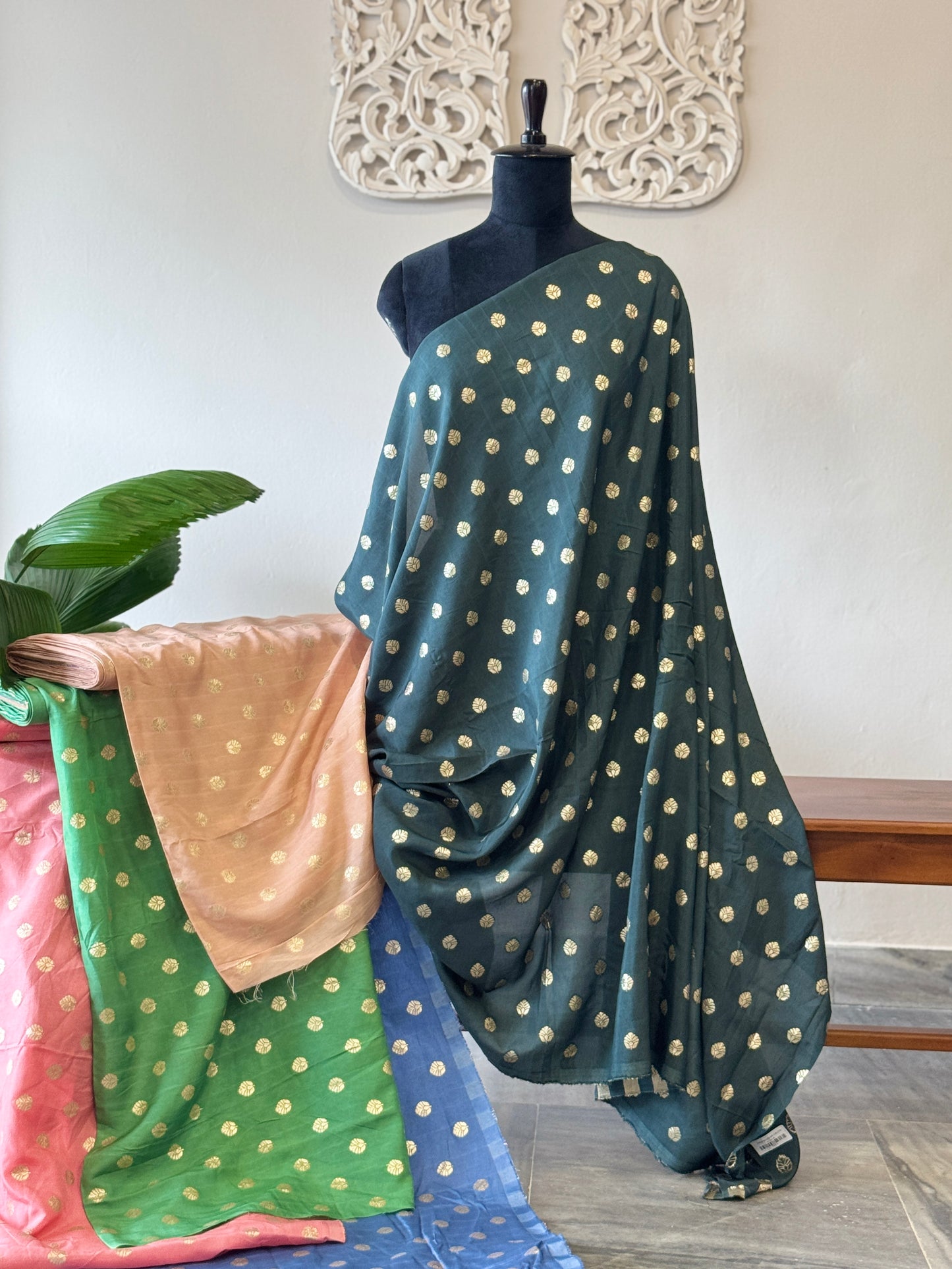 RUSSIAN SILK WITH ZARI BUTTA
