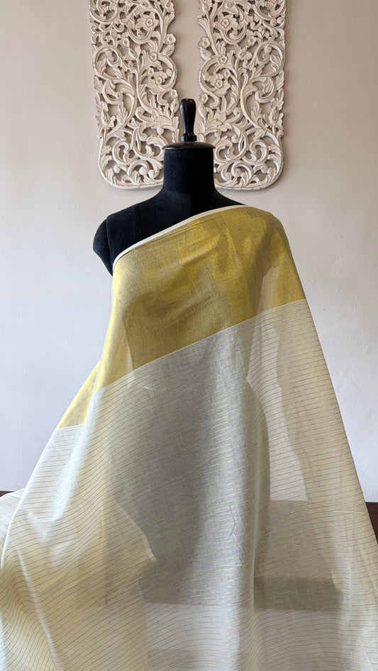 Soft cotton fabric with Kasavu border
