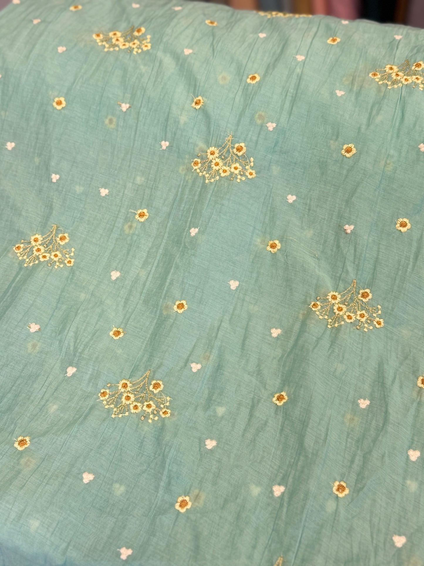 MULCHANDERI YELLOW FLOWER(Blue)