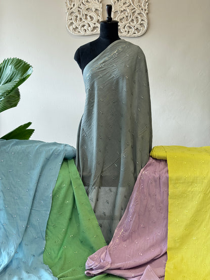 Mulcotton embroidery with scallop border
