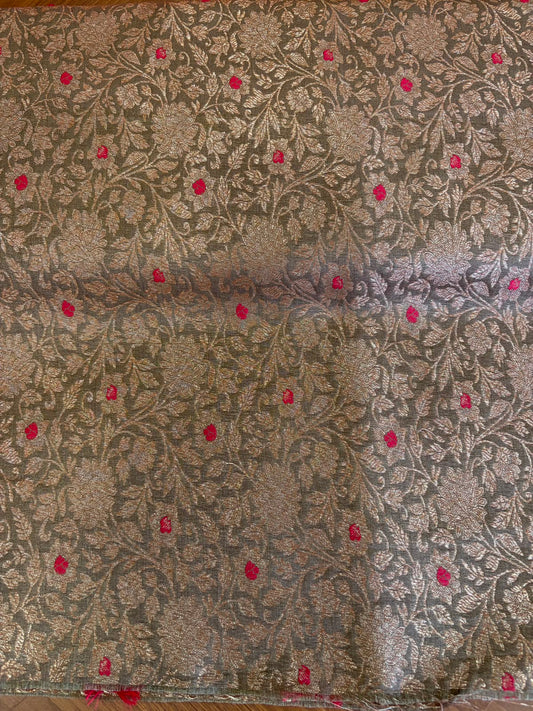 Handloom Banarasi brocade(Brown)